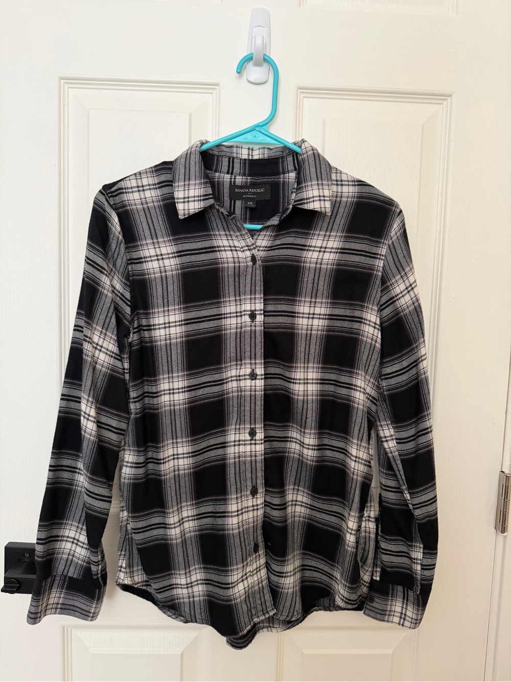Banana Republic Black & White Plaid Button-Down Shirt